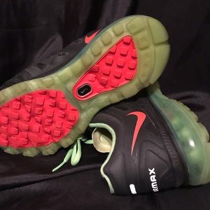 NIKE Airmax Running Shoes